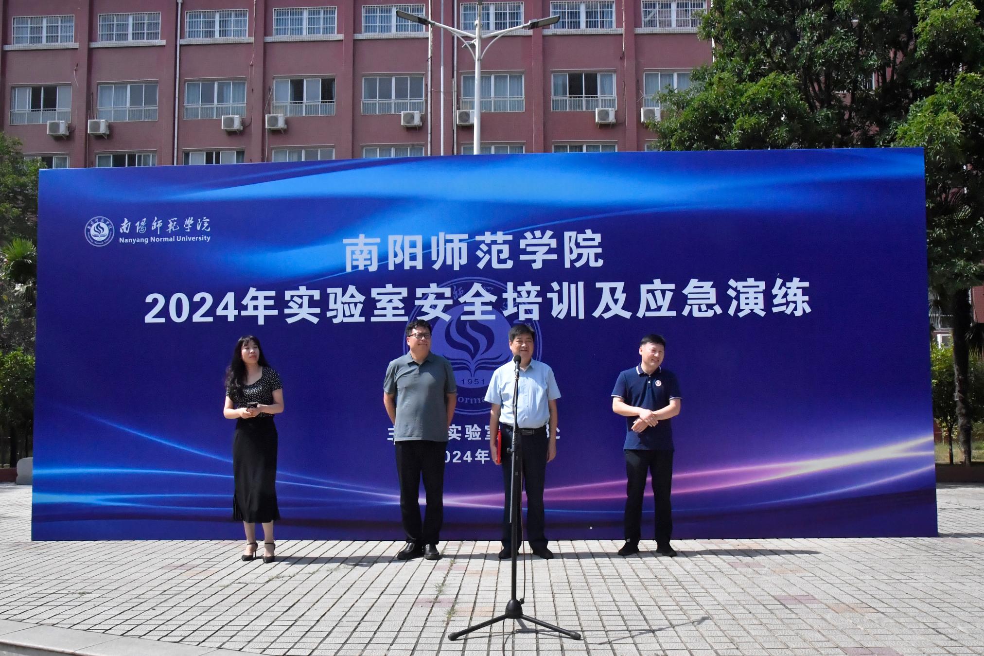1活动现场.jpg